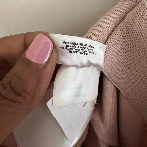 Anne Klein skinny compression pull on pants. - Picture 5 of 5